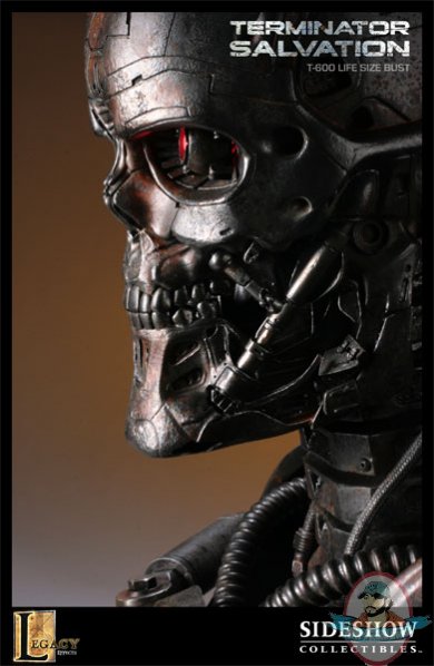 Terminator Salvation T600 Terminator Light Up Hero Bust Prop