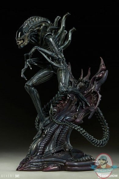 aliens-alien-warrior-statue-200469-06.jpg