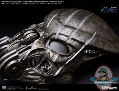 avp-battle-damaged-celtic-predator-mask-prop-replica-coolprops-902666-06.jpg
