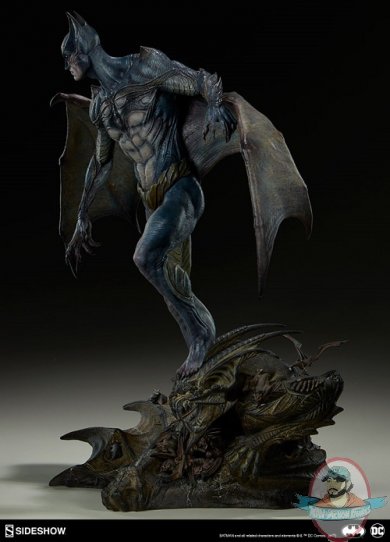 dc-comics-batman-gotham-city-nightmare-collection-statue-sideshow-200424-11.jpg