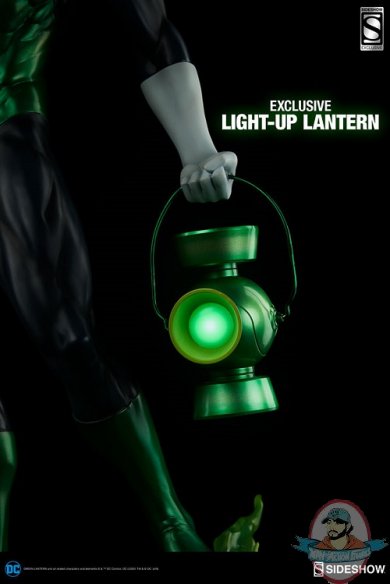 dc-comics-green-lantern-premium-format-3003921-01.jpg