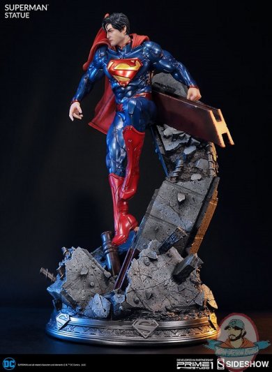 dc-comics-the-new-52-superman-statue-prime1-200509-08.jpg