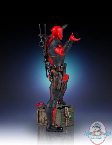 gg-marvel-deadpool-statue-005.jpg