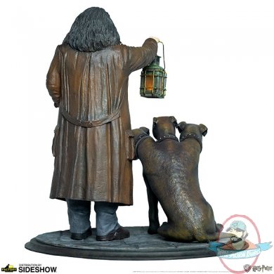 harry-potter-hagrid-and-fluffy-statue-factory-entertainment-903907-06.jpg