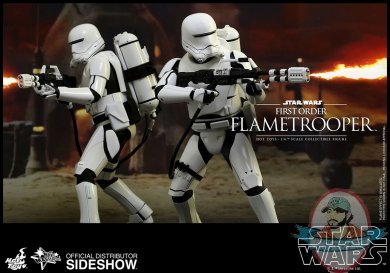 hot-toys-star-wars-the-force-awakens-first-order-flametrooper-sixth-scale-902575-5.jpg