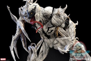 marvel-anti-venom-statue-300552-02.jpg