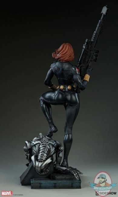 marvel-black-widow-premium-format-figure-sideshow-300484-06.jpg