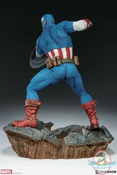 marvel-captain-america-avengers-assemble-statue-200355-09.jpg