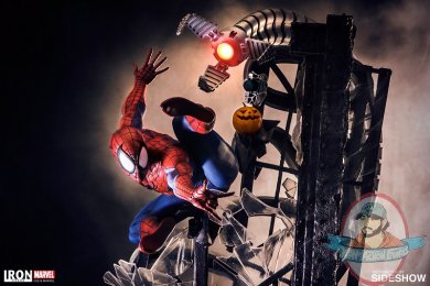 marvel-spider-man-polystone-statue-legacy-replica-iron-studio-902667-05.jpg