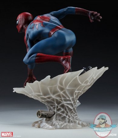 marvel-spider-man-statue-mark-brooks-artist-series-sideshow-200508-08.jpg