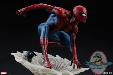 marvel-spider-man-statue-mark-brooks-artist-series-sideshow-200508-15.jpg