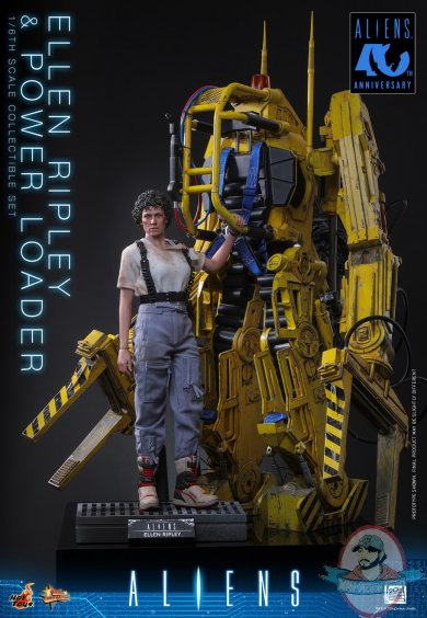 rippedrobot1.jpg rippedrobot1.jpg