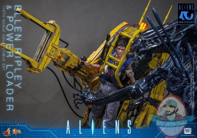 rippedrobot4.jpg rippedrobot4.jpg