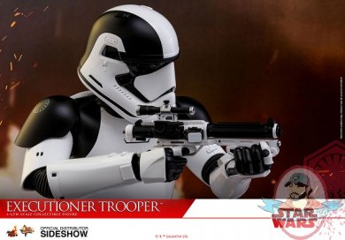star-wars-executioner-trooper-sixth-scale-figure-hot-toys-903083-14.jpg