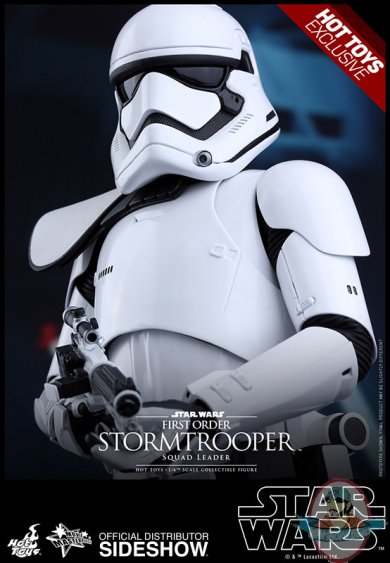 star-wars-first-order-squad-leader-stormtrooper-sixth-scale-hot-toys-902539-05.jpg