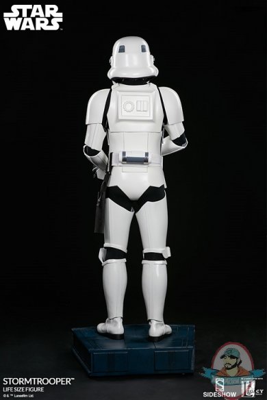 star-wars-stormtrooper-life-size-figure-400077-07.jpg