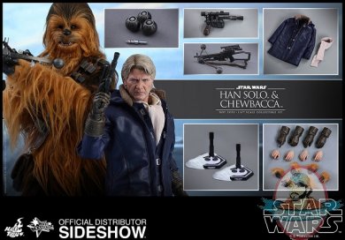 star-wars-the-force-awakens-han-and-chewbacca-sixth-scale-set-hot-toys-902761-08.jpg