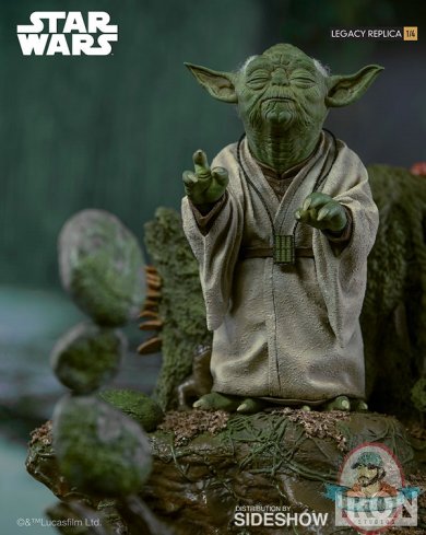 star-wars-yoda-statue-iron-studios-903786-07.jpg