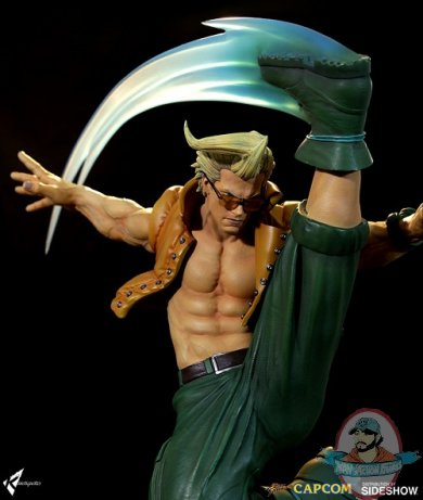 Street Fighter 4 Guile in Charlie Costume - NECA Comicon 2009 EXCLUSIVE :  : Toys