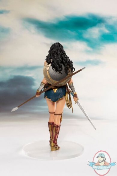 sv212_artfx_jl_wonderwoman_3.jpg