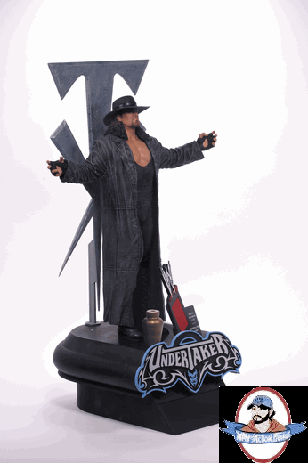 the-undertaker-wwe-icon-series-limited-edition-resin-collectible-16.gif